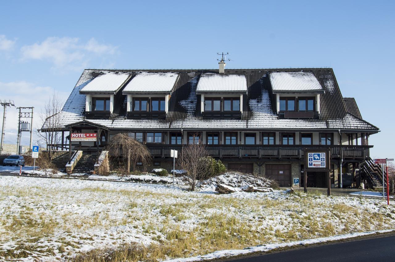 Hotel Rendez Vous Beharovce Exterior photo